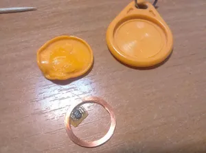 Головка ключа дверного замка с RFID меткой домофона.