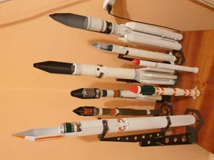 подставка для разных моделей ракет