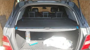 Наконечник шторки багажника Mercedes W164 ML