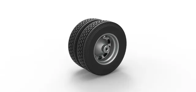 Rear custom wheel of semi truck Version 5 Scale 1:25 — Image 8 of 15