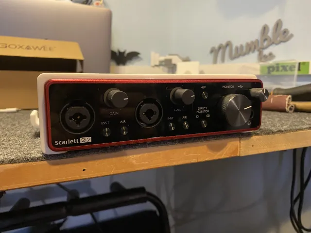 Focusrite Scarlett 2i2 Under Desk Mount — Фото 3 из 8