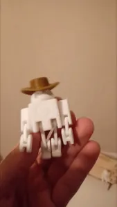 Mini Maker Robot – Heart & Hats Edition