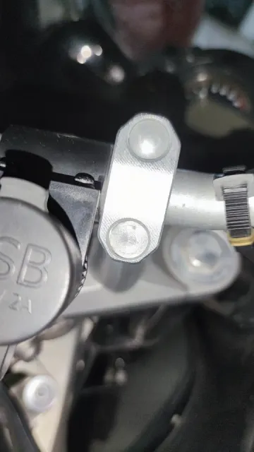 Yamaha FZ6 Handlebar Bolt Cover — Фото 4 из 7