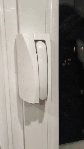 Window handle child lock