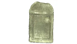 Headstones shipowner Oksiholiy