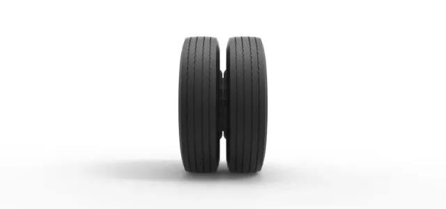 Rear wheel of racing semi truck Version 2 Scale 1:25 — Фото 4 из 12