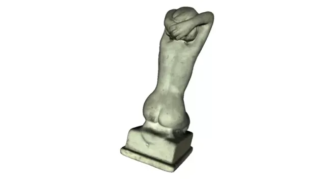 Sculpture of a Woman Standing on Knees — Фото 3 из 5