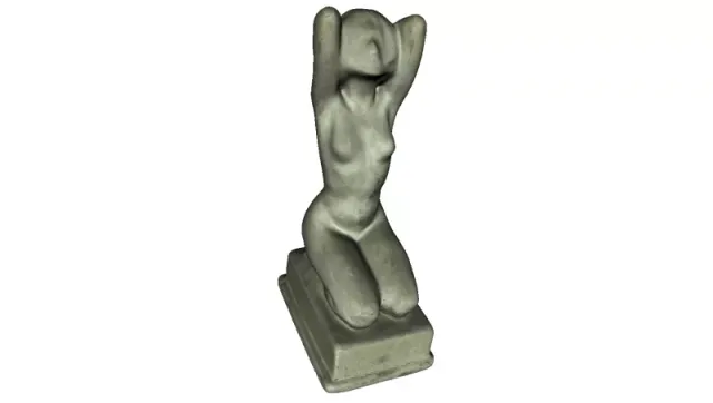 Sculpture of a Woman Standing on Knees — Фото 2 из 5