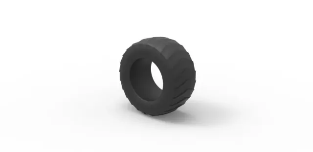 Diecast pulling tractor rear tire 5 Scale 1:25 — Image 7 of 9