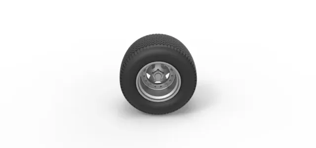 Rear Wheel of Northeast Dirt Modified stock car Scale 1:25 — Image 6 of 12