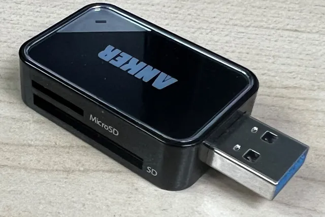 SD Card Reader — Фото 8 из 10