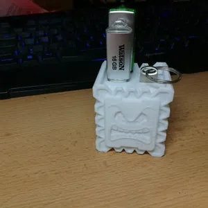 Thwomp USB stick / SD card holder