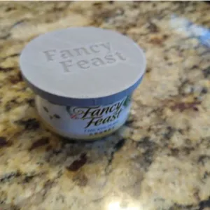 Fancy Feast Cat Food Lid
