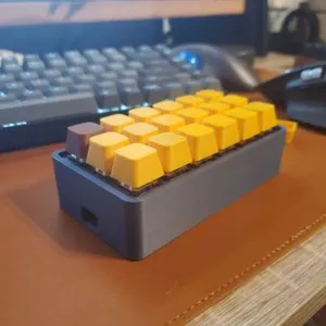 Raspberry Pi Pico 18-Key Macro Pad
