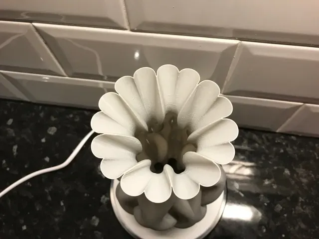flame vase 2 — Image 2 of 5
