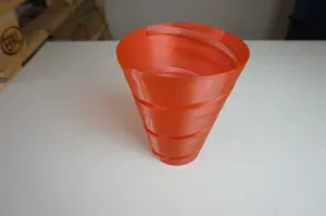 Bugged threaded Vase