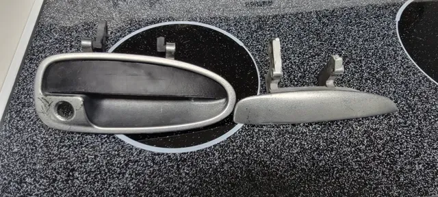 94-2000 Acura Integra door handle — Image 2 of 8