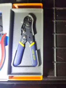 Gridfinity bin for Vice Grip wire stripper