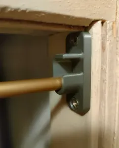 Hanger for 8mm aluminium rod