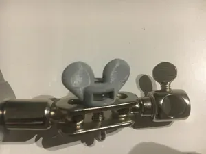 M4 Wing nut / Butterfly nut | M4 nut insertion