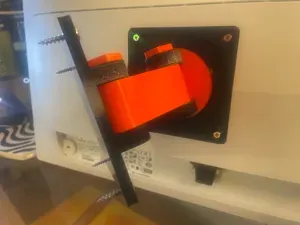 Stable and adjustable VESA 100 monitor mount