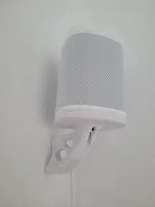 Sleek Shape Optimized Wall Mount for Sonos One