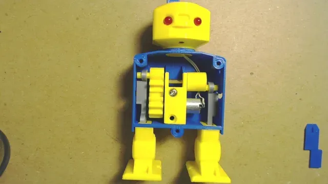 Mechanical Walking Robot Toy — Фото 5 из 11