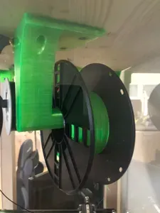 Sturdy spool holder
