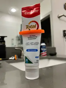 Toothpaste Squeezer