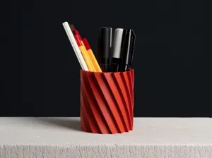 Twisted Pencil Cup, (vase mode & shelled)
