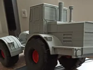 Kirovets K700a