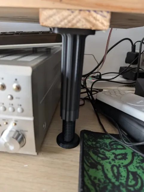 Adjustable futniture leg foot — Image 3 of 5