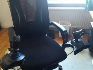 Thrustmaster HOTAS chair clamp adaptor