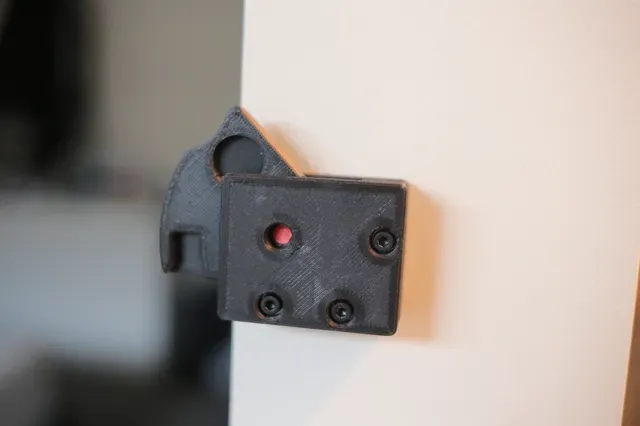 Slide Door Handle and Lock — Image 5 of 15