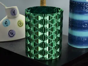 Mosaic Tie Ripple Vase