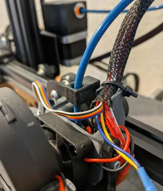 Ender 3 (Pro) PTFE Tube Guide (Hotend) — Фото 2 из 7