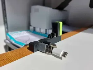 Multimaterial desk organizer (USB, microSD, cable)
