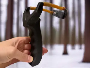 Hunter Slingshot - printinplace