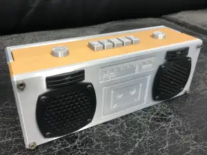复古蓝牙音箱