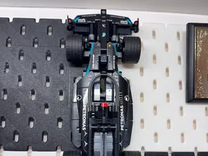 LEG0 Technic 42165 Mercedes-AMG W14 Skadis Mount