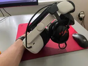 Meta Quest 2 Audio strap HyperX Cloud Kiwi Design