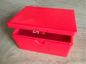 Print-in-place Parametric Card box (Closed lid)