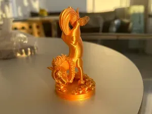 山西太原头逆马雕塑带底座版