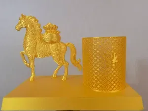 马年财来福到笔筒桌面摆件