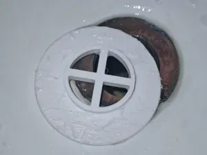 Simple sink drain cover
