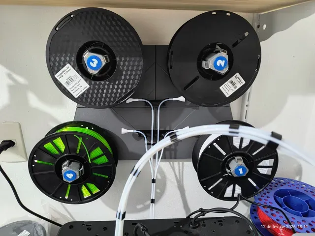 Suporte de parede para filamento para AD5X — Фото 2 из 2