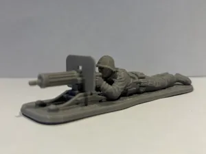 USSR (SOVIET) SOLDIER WITH MAXIM MACHINE GUN