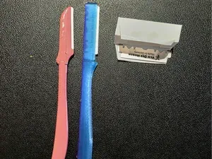 Eyebrow/Mustache Safety Razor