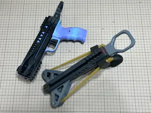 螳螂战术弹弓 人体工程学握把