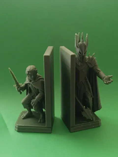 The Lord of the Rings / Frodo and Sauron bookend — Фото 2 из 6